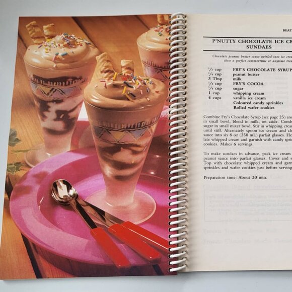 Fry's Chocolate Cookbook - Gold Edition - Picture 6 of 8